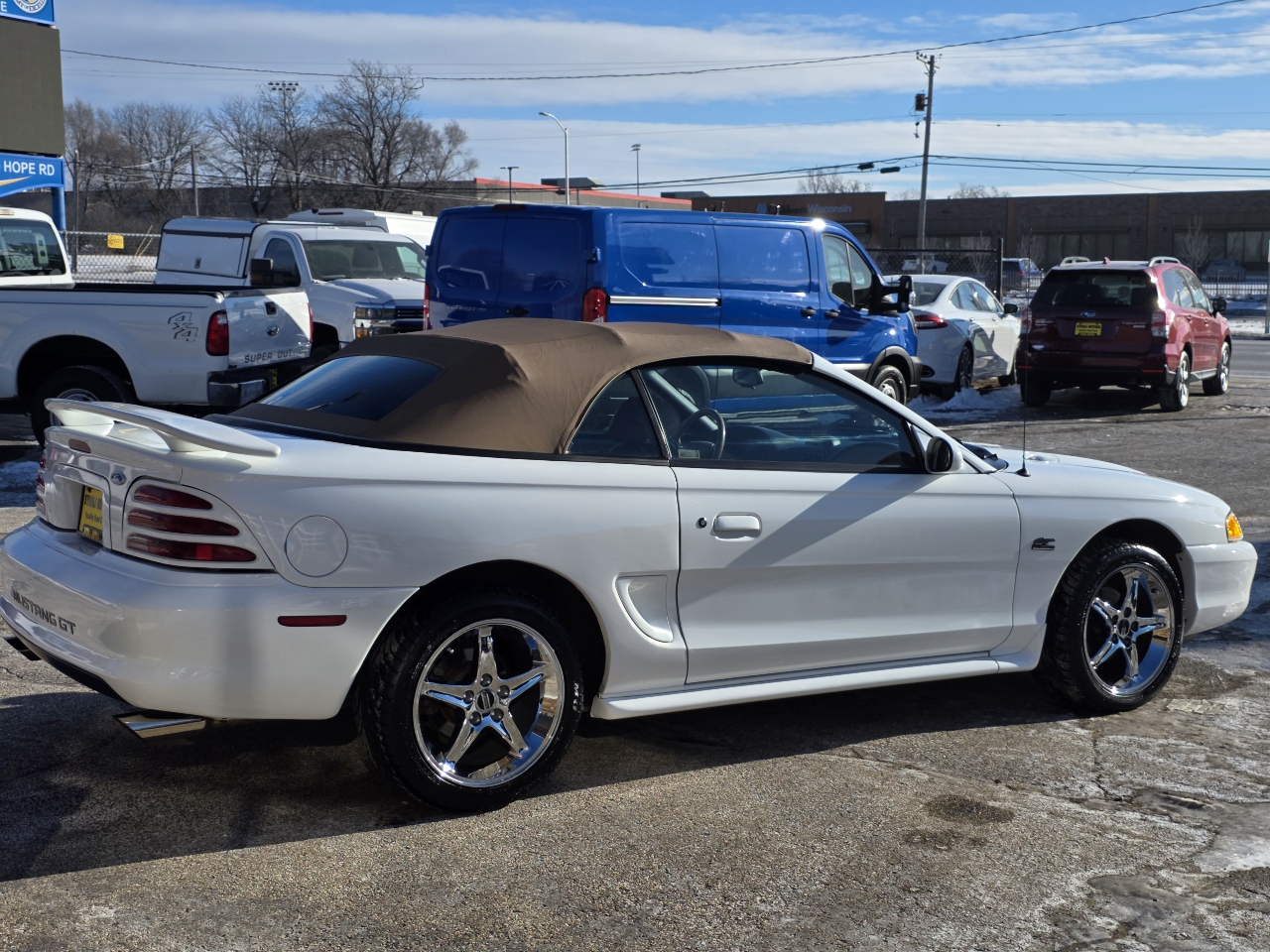 Ford Mustang GT convertible 1995