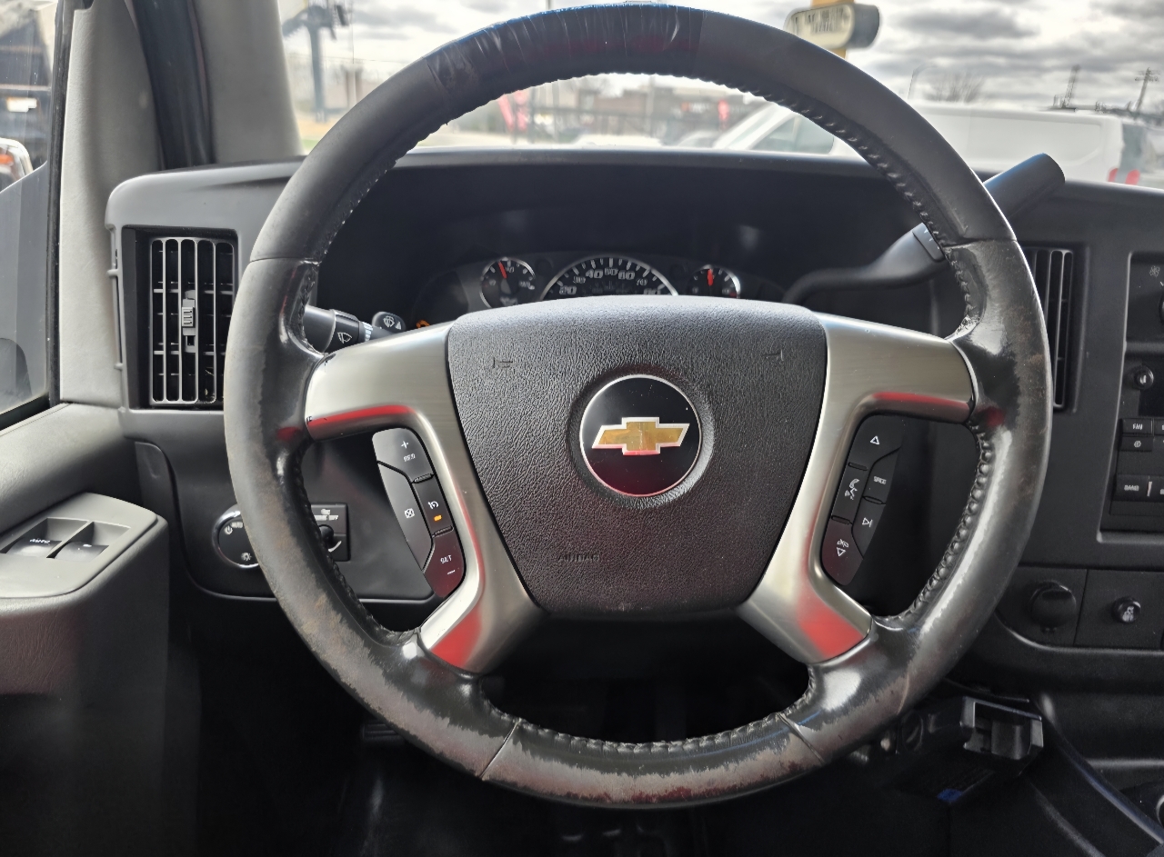 Chevrolet Express G3500 139" 2016