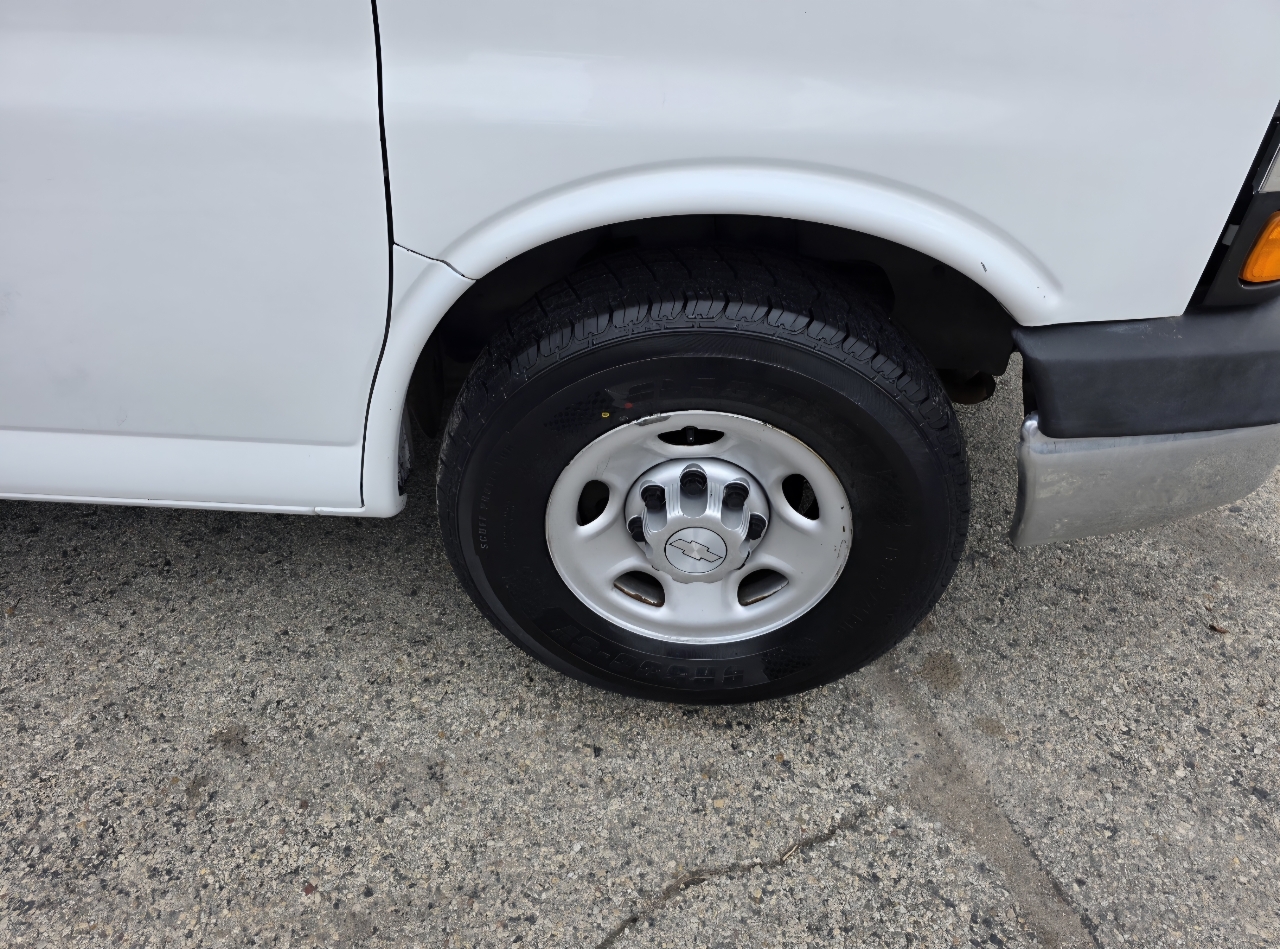 Chevrolet Express G3500 139" 2016