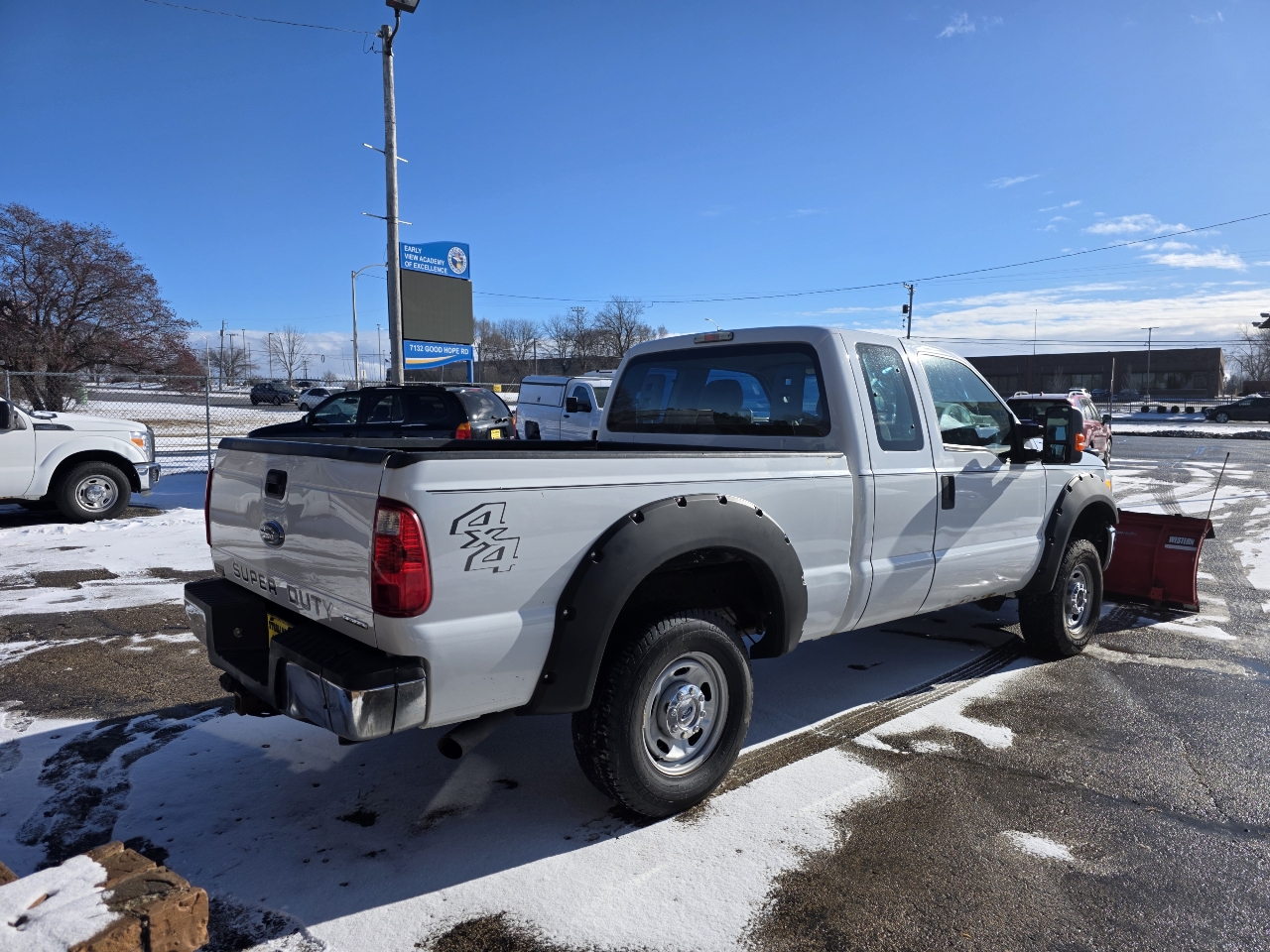 Ford F-250 SD XL SuperCab 4WD 2015