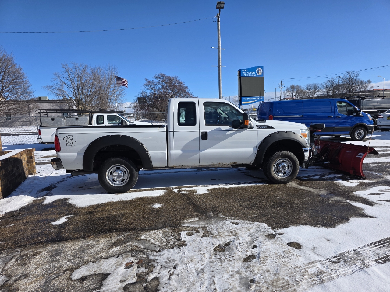 Ford F-250 SD XL SuperCab 4WD 2015