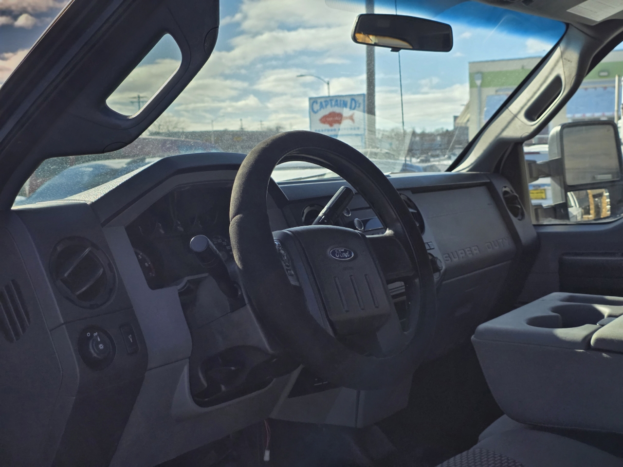 Ford F-250 SD XL SuperCab 4WD 2015