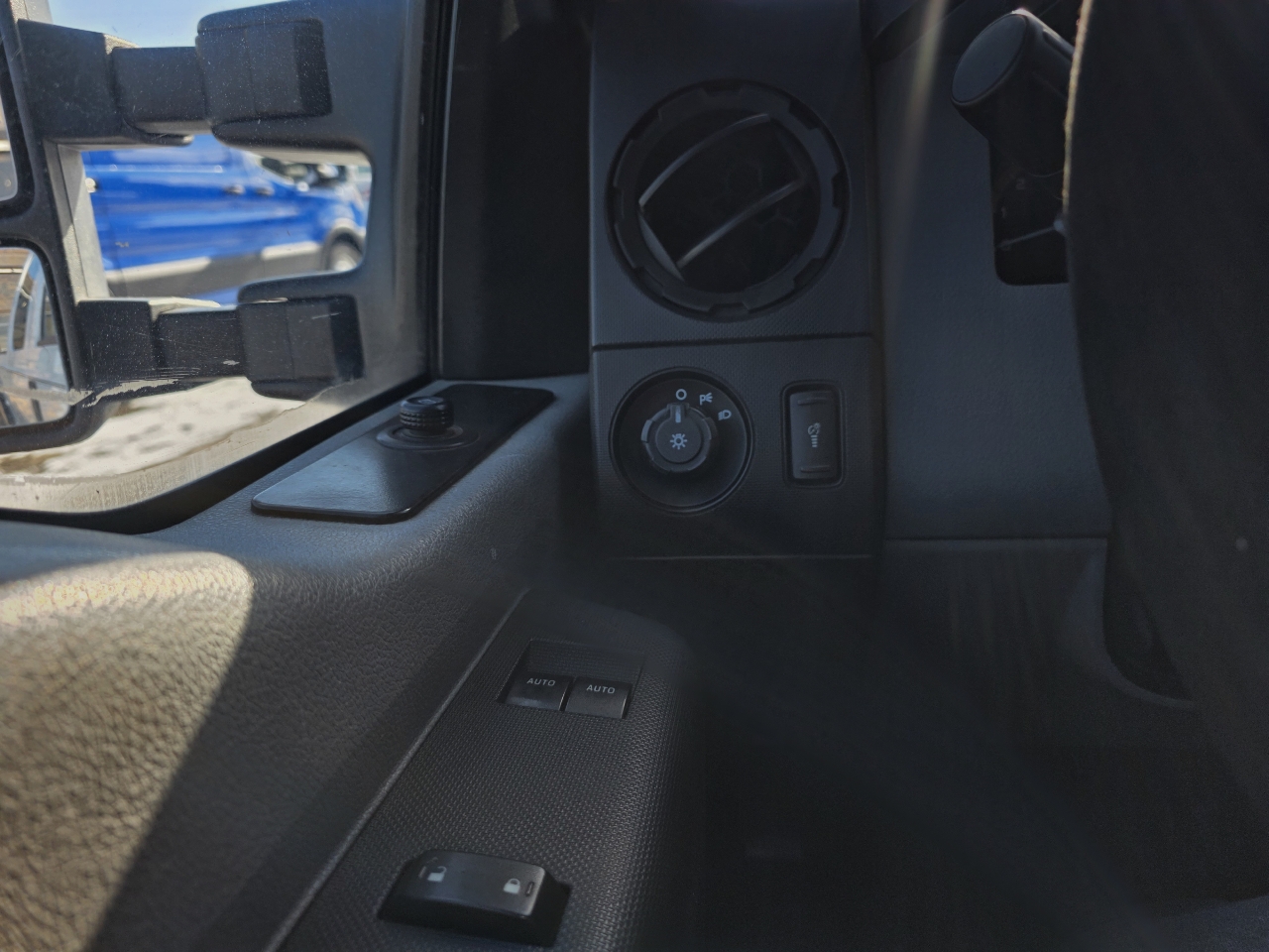 Ford F-250 SD XL SuperCab 4WD 2015