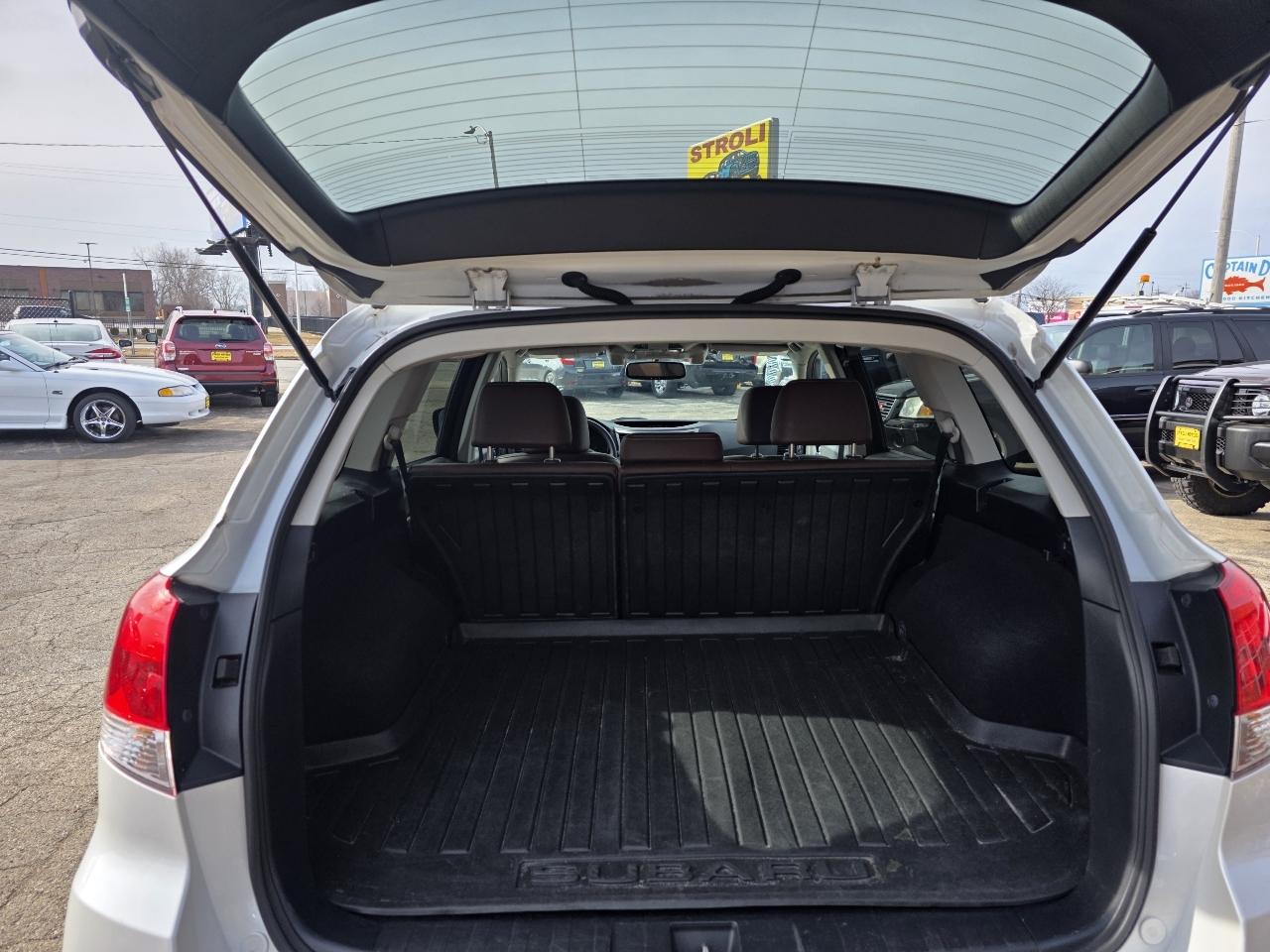 Subaru Outback 2.5i Limited 2014