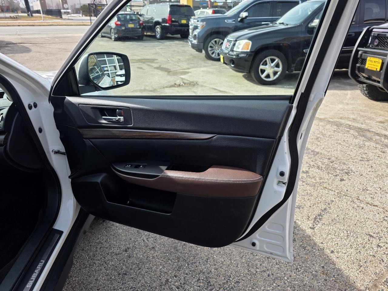 Subaru Outback 2.5i Limited 2014