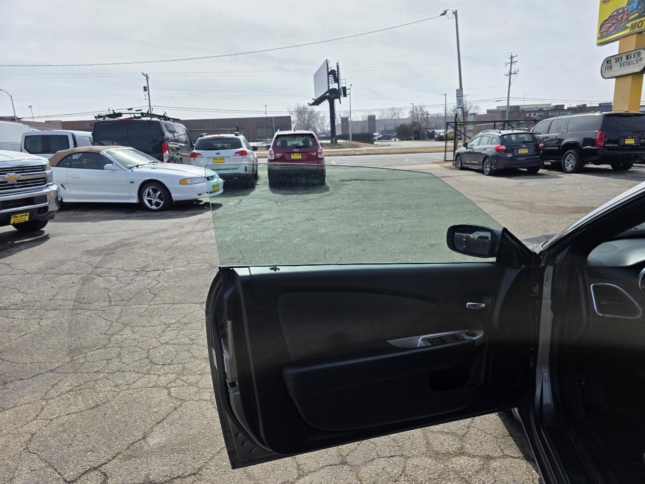 Chrysler 200 Touring Convertible 2012