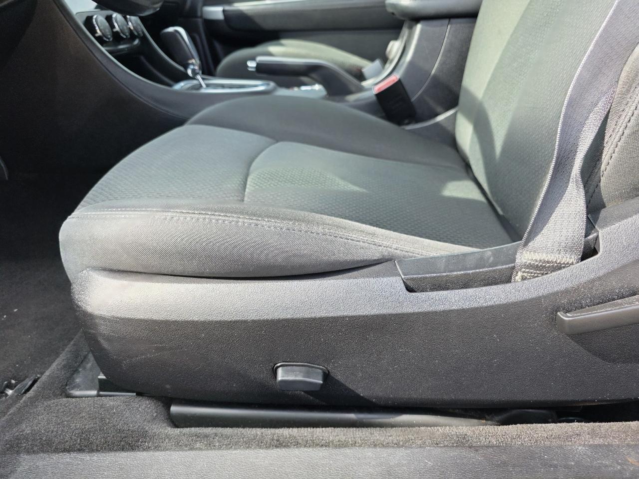 Chrysler 200 Touring Convertible 2012