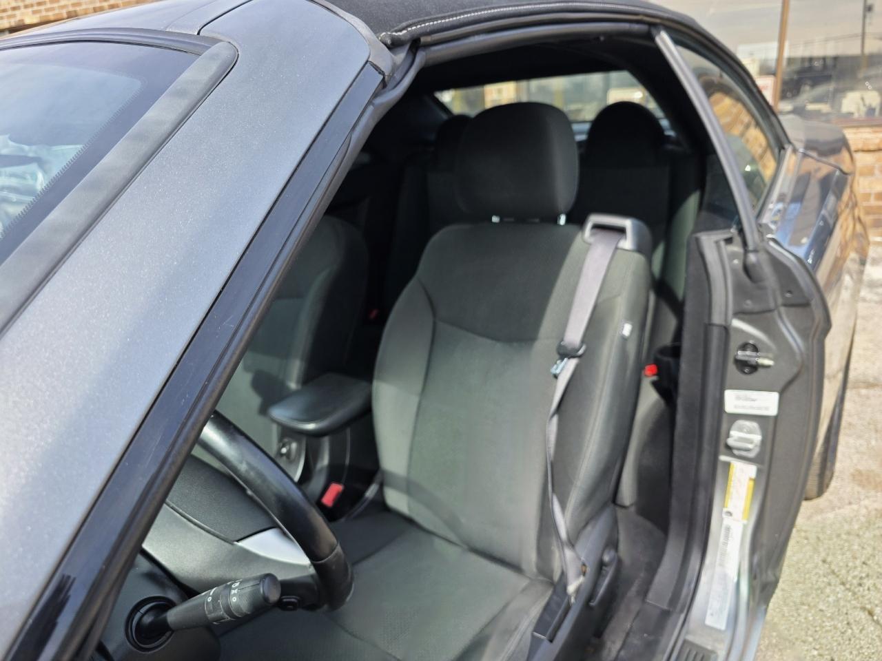 Chrysler 200 Touring Convertible 2012