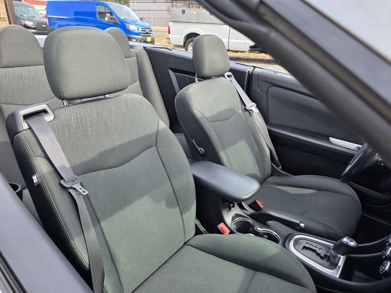 Chrysler 200 Touring Convertible 2012