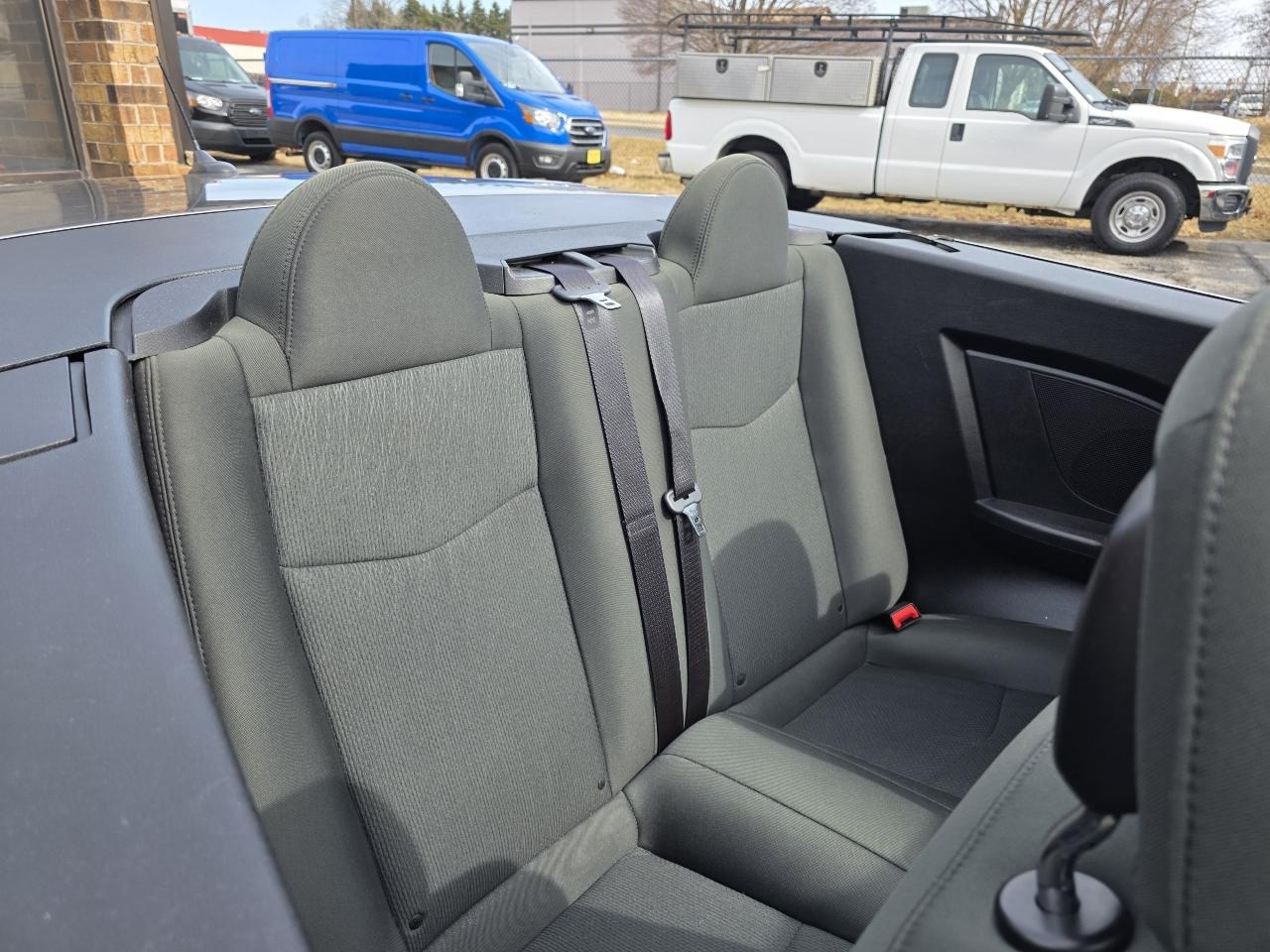 Chrysler 200 Touring Convertible 2012