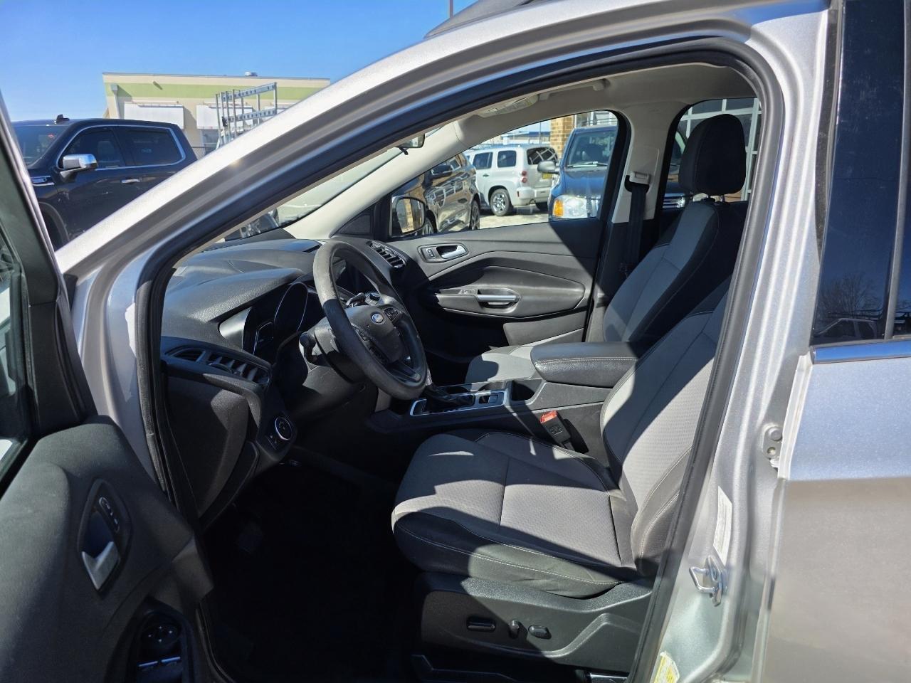 Ford Escape SE FWD 2017