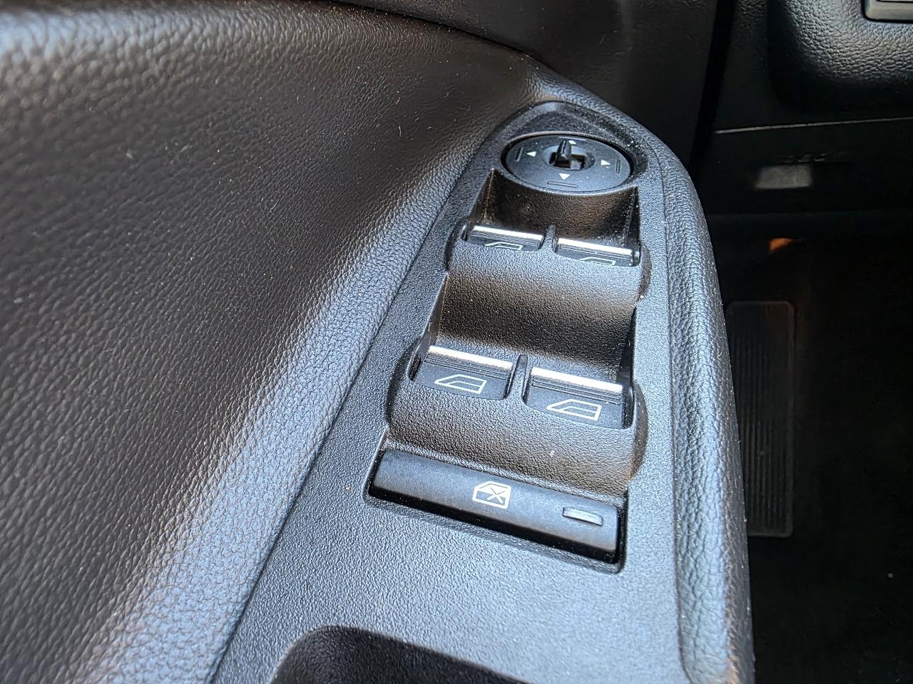 Ford Escape SE FWD 2017