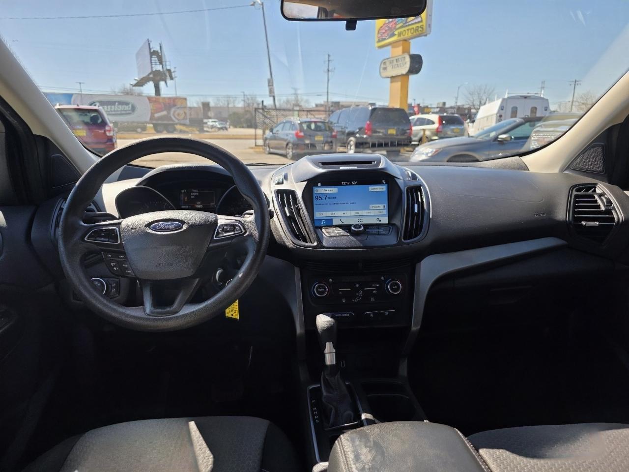 Ford Escape SE FWD 2017