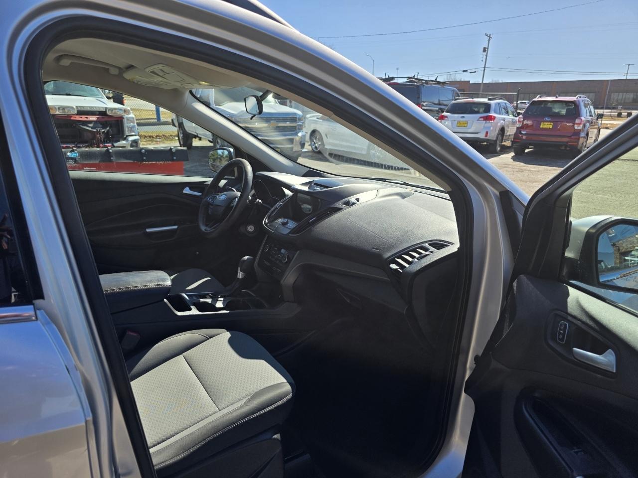 Ford Escape SE FWD 2017