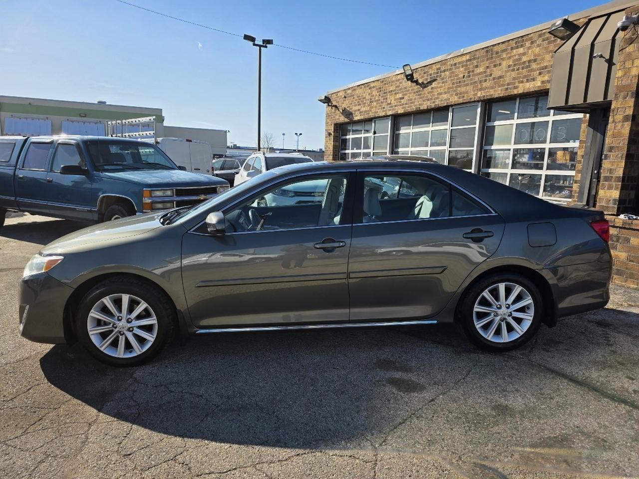 Toyota Camry XLE 2014