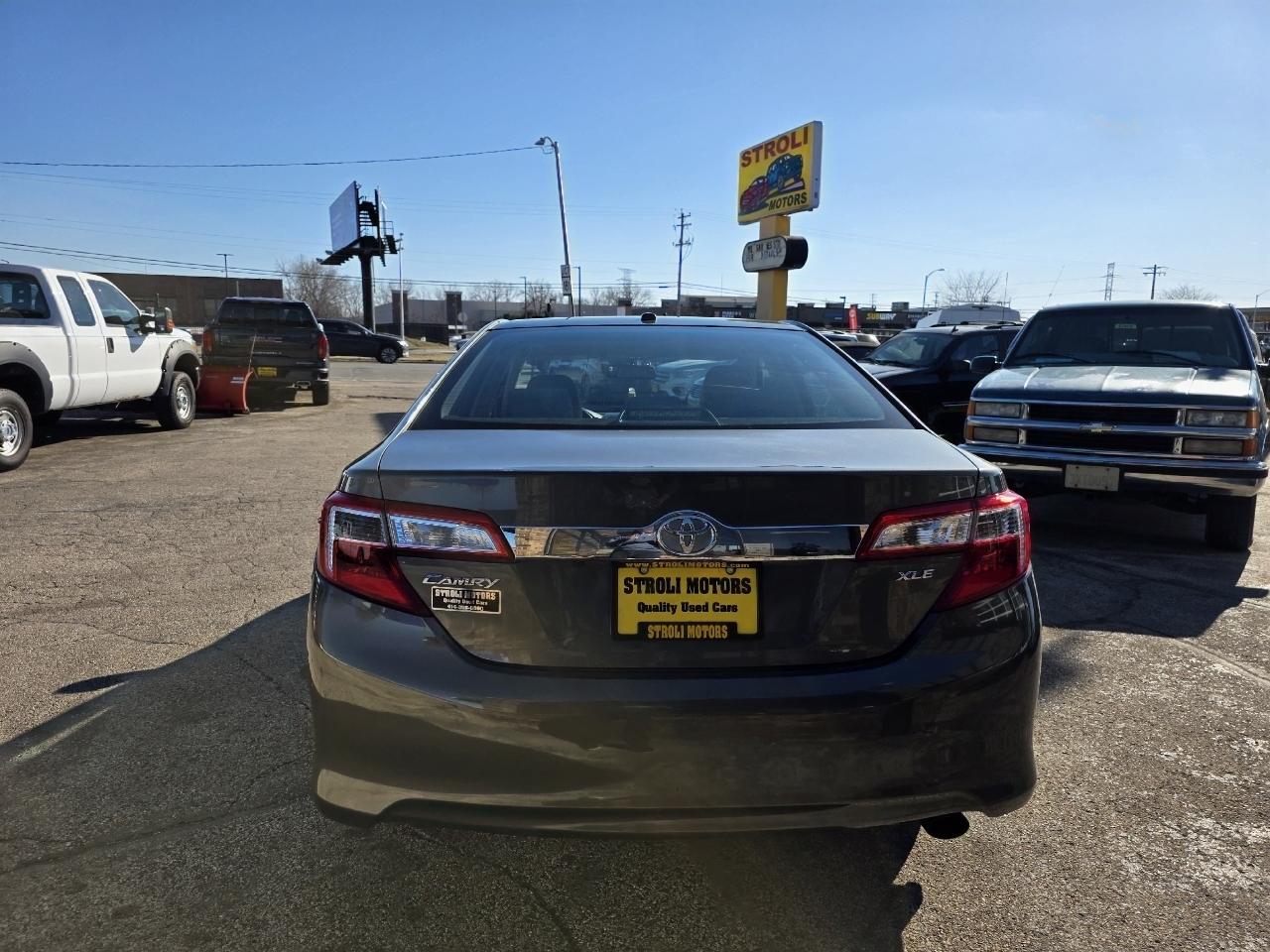 Toyota Camry XLE 2014