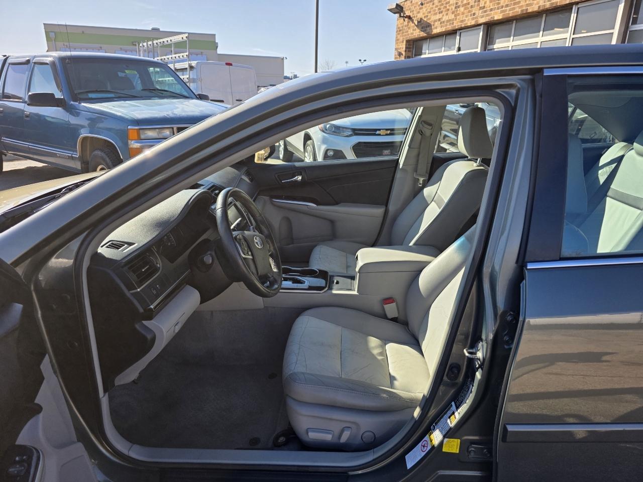 Toyota Camry XLE 2014