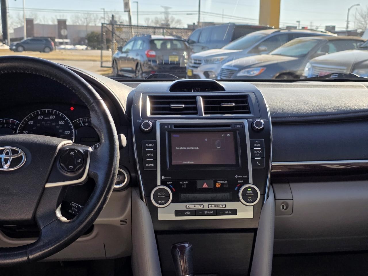 Toyota Camry XLE 2014