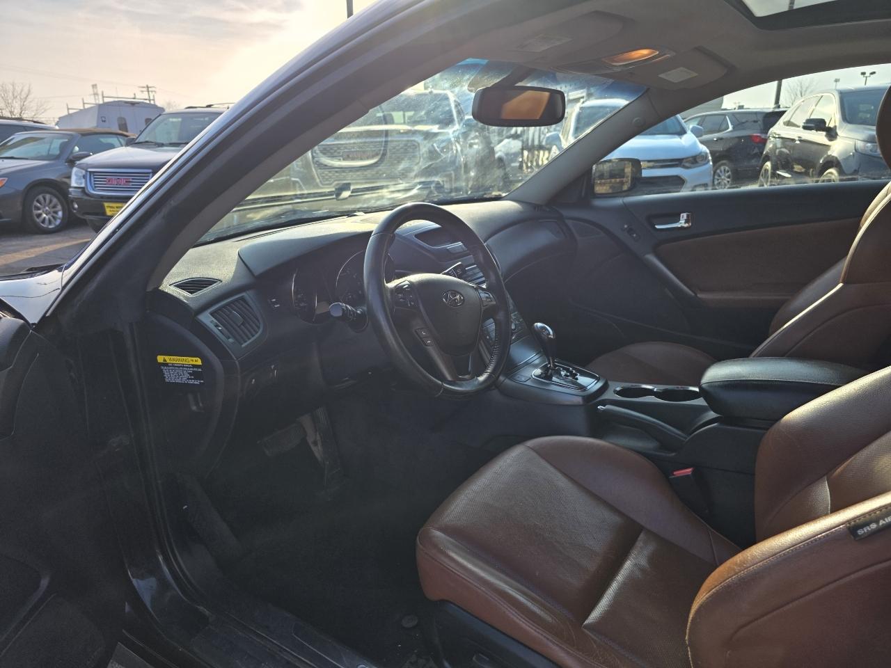 Hyundai Genesis Coupe 3.8 Grand Touring Auto 2011