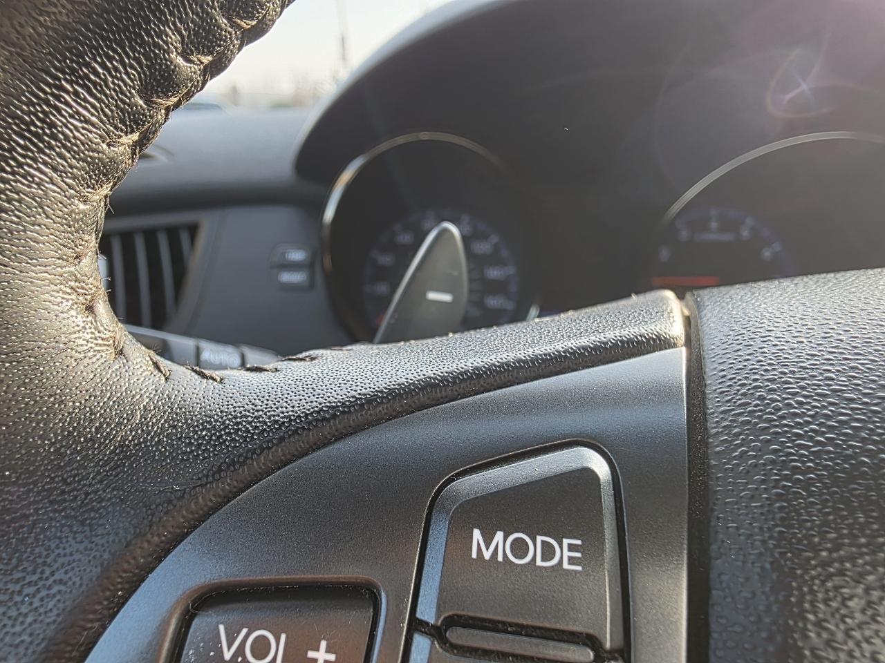 Hyundai Genesis Coupe 3.8 Grand Touring Auto 2011