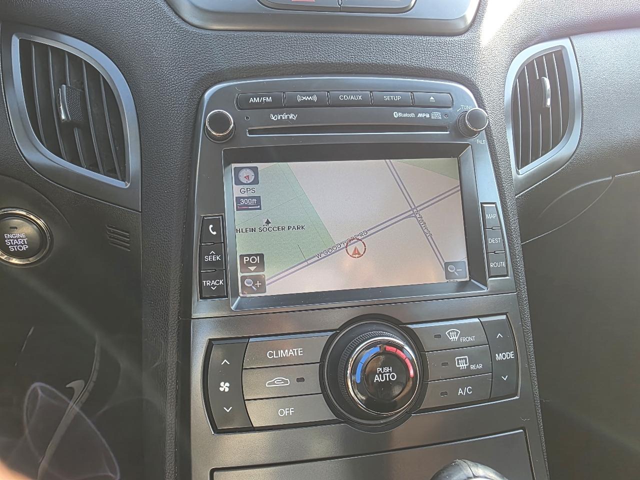 Hyundai Genesis Coupe 3.8 Grand Touring Auto 2011