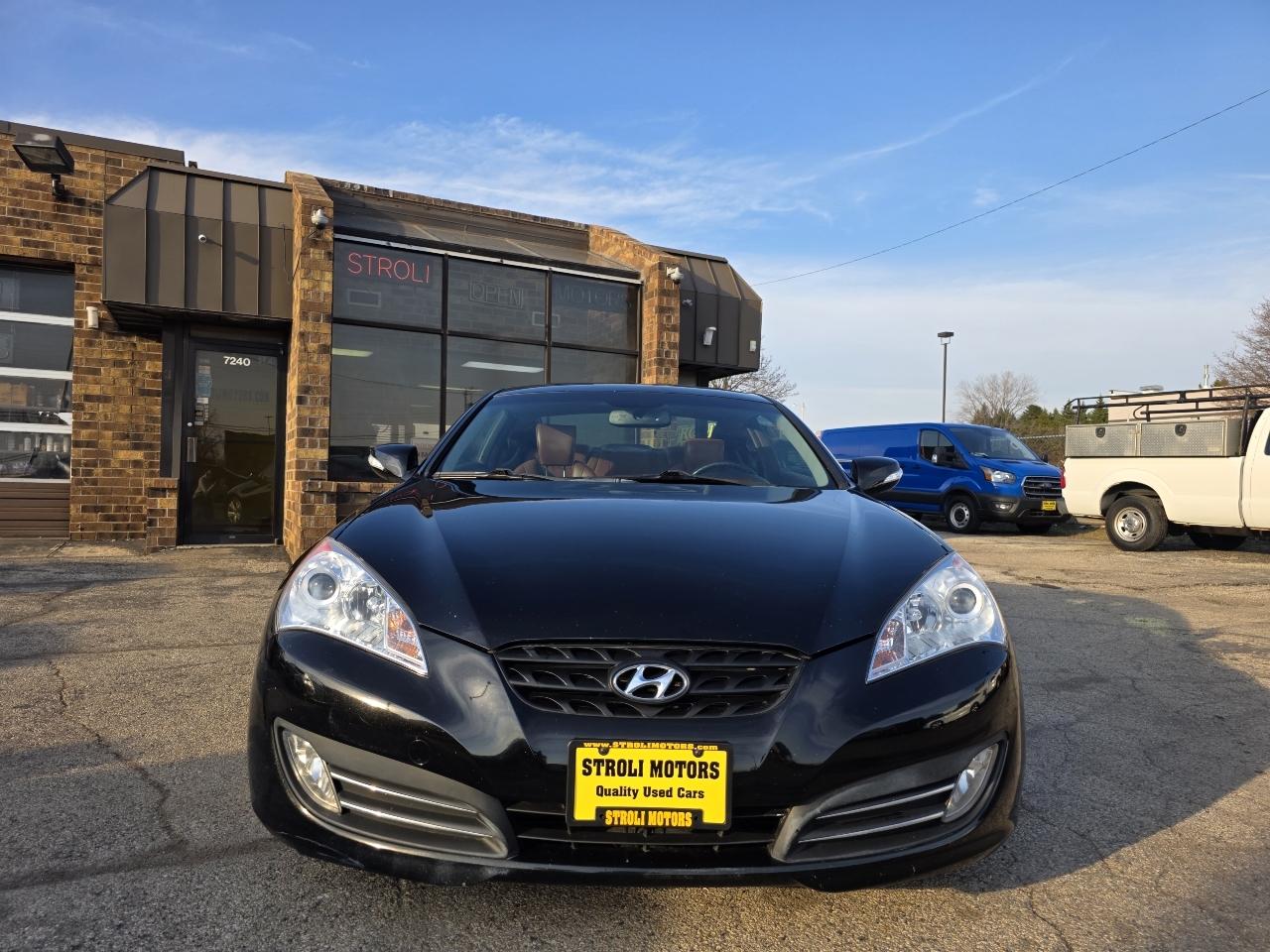 Hyundai Genesis Coupe 3.8 Grand Touring Auto 2011