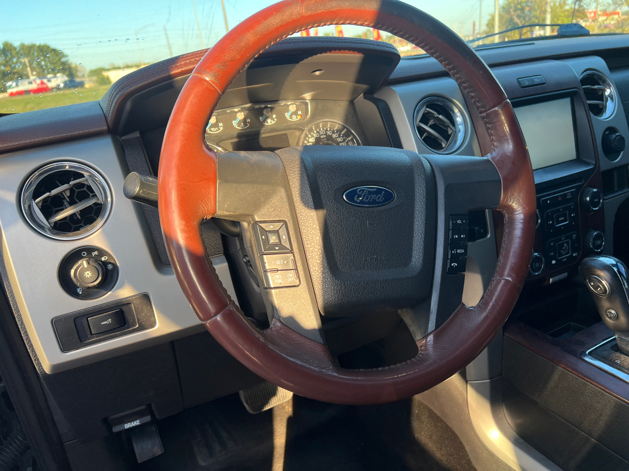 Ford F-150 King Ranch SuperCrew Short Bed 4WD 2014