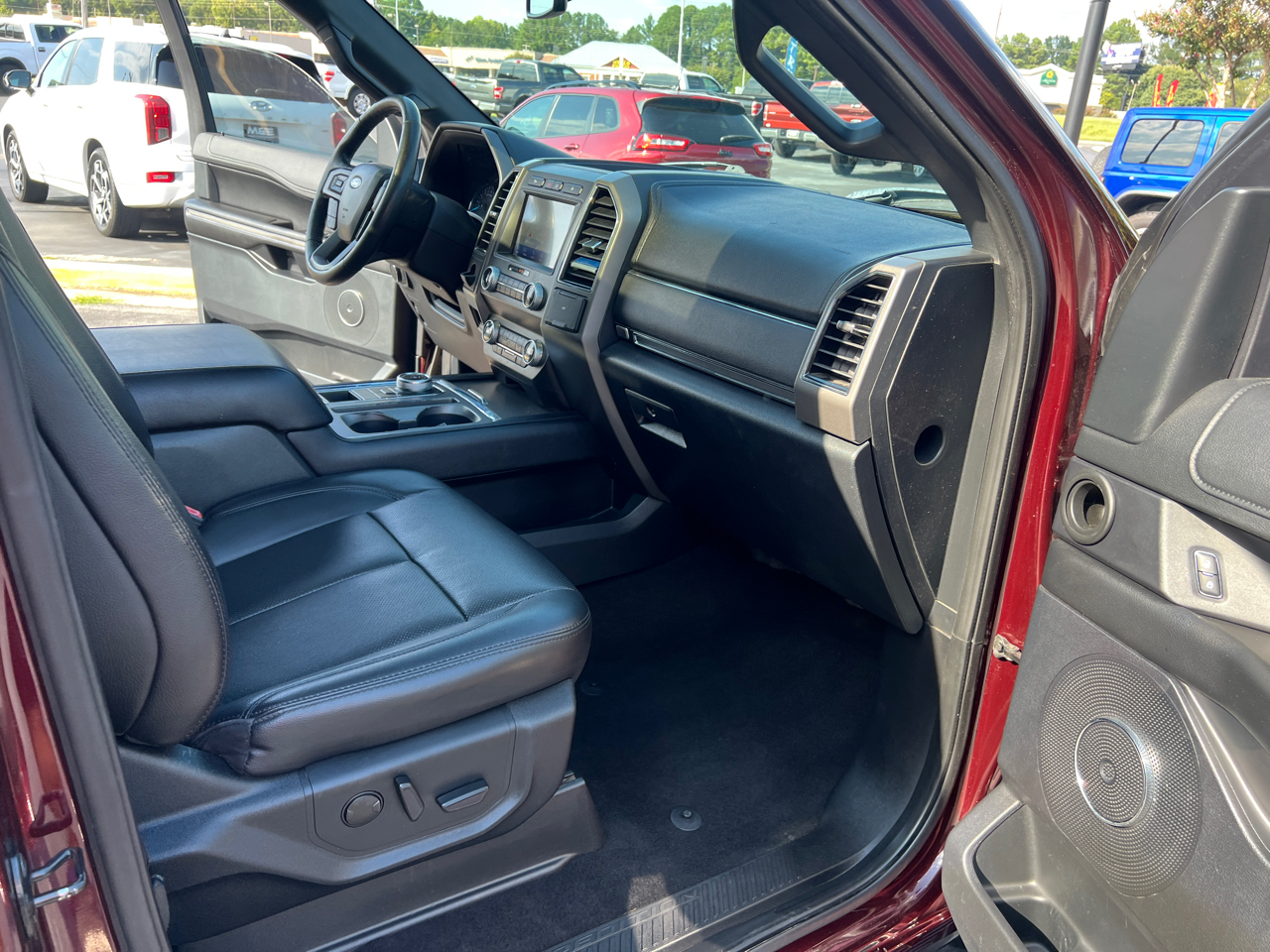 Ford Expedition XLT 2020