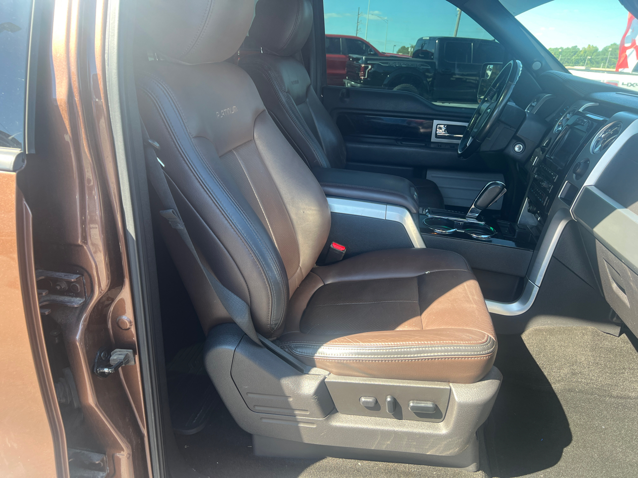 Ford F-150 2WD SuperCrew 145" Platinum 2012