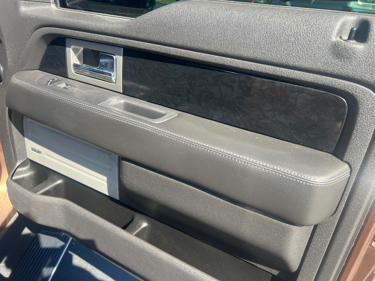 Ford F-150 2WD SuperCrew 145" Platinum 2012