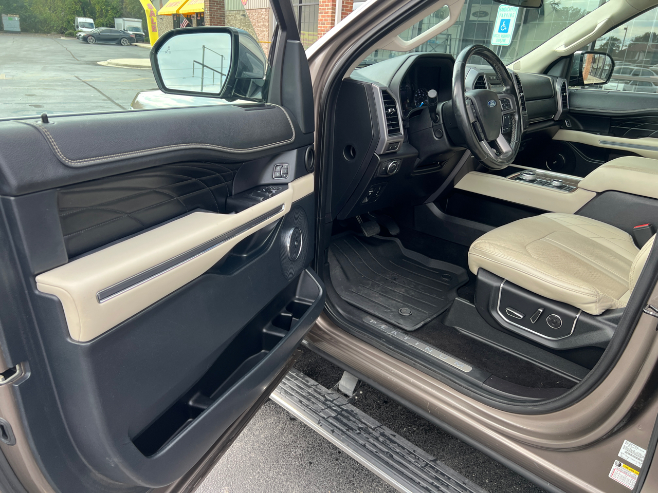 Ford Expedition Platinum 4WD 2019