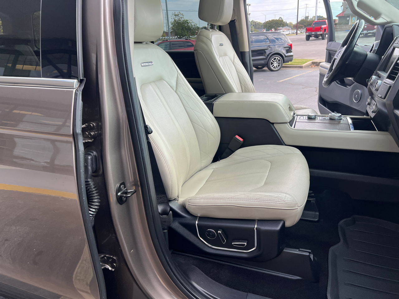 Ford Expedition Platinum 4WD 2019