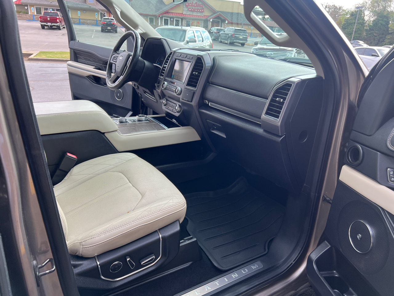 Ford Expedition Platinum 4WD 2019