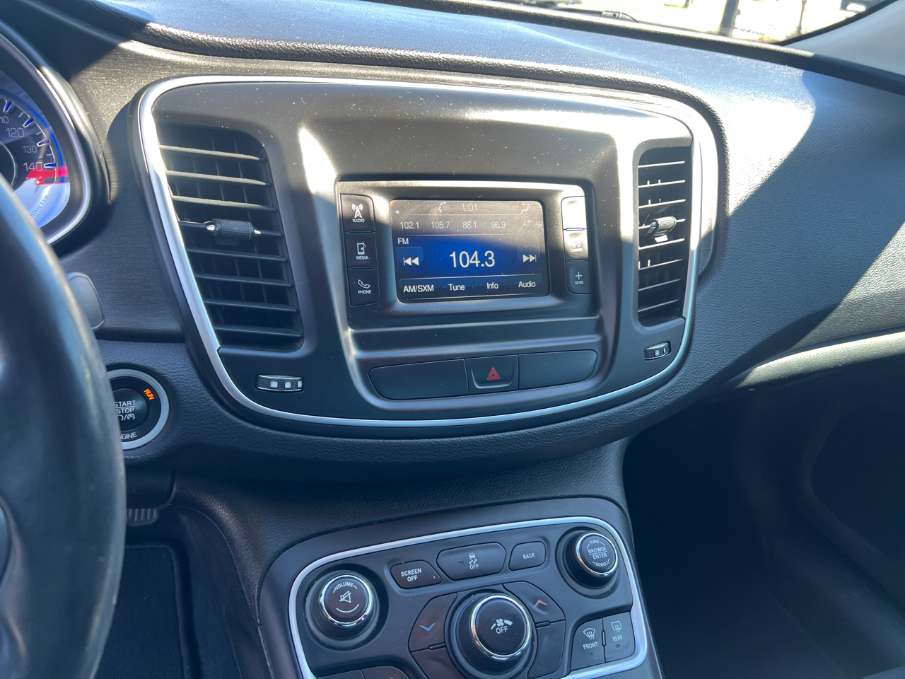 Chrysler 200 Limited 2015
