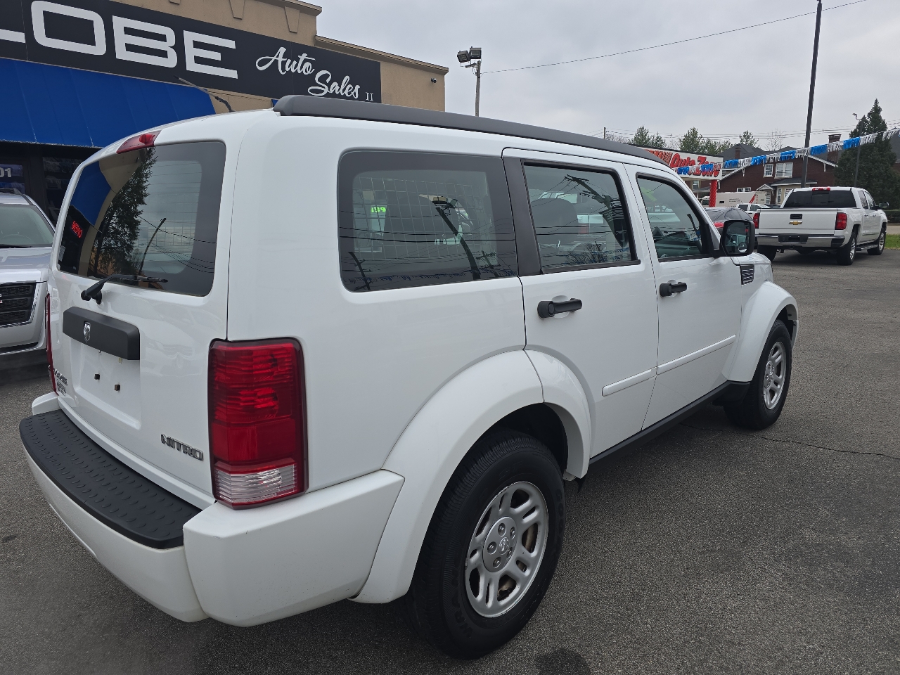 Dodge Nitro  2011