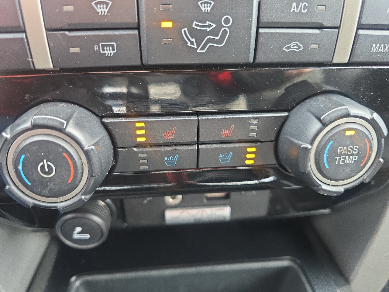 Ford F-150 4WD SuperCrew 145" FX4 2012