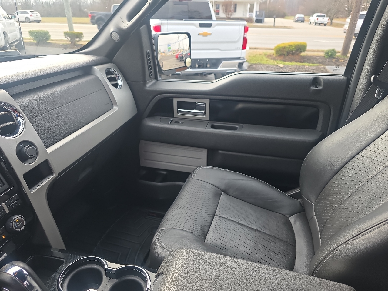 Ford F-150 4WD SuperCrew 145" FX4 2012