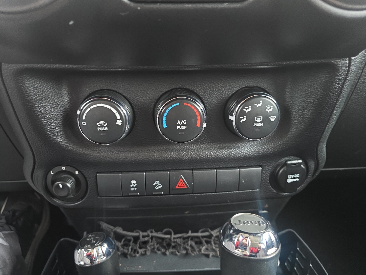 Jeep Wrangler Unlimited Sport 4x4 2015