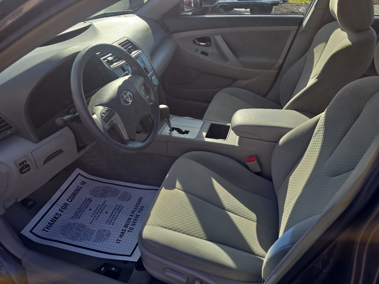 Toyota Camry Base 2009