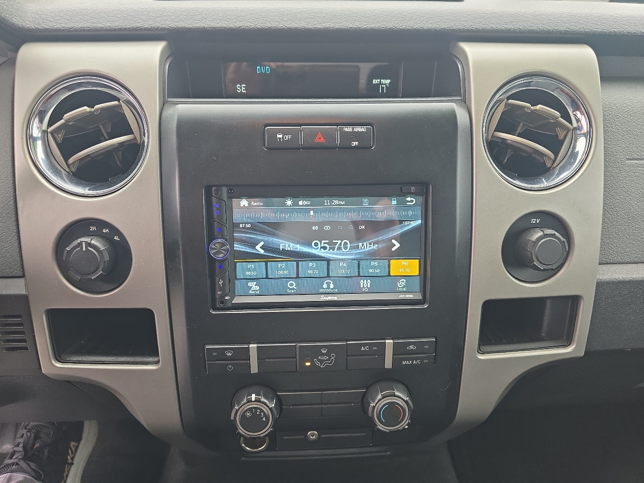 Ford F-150 4WD SuperCab 145" FX4 2011