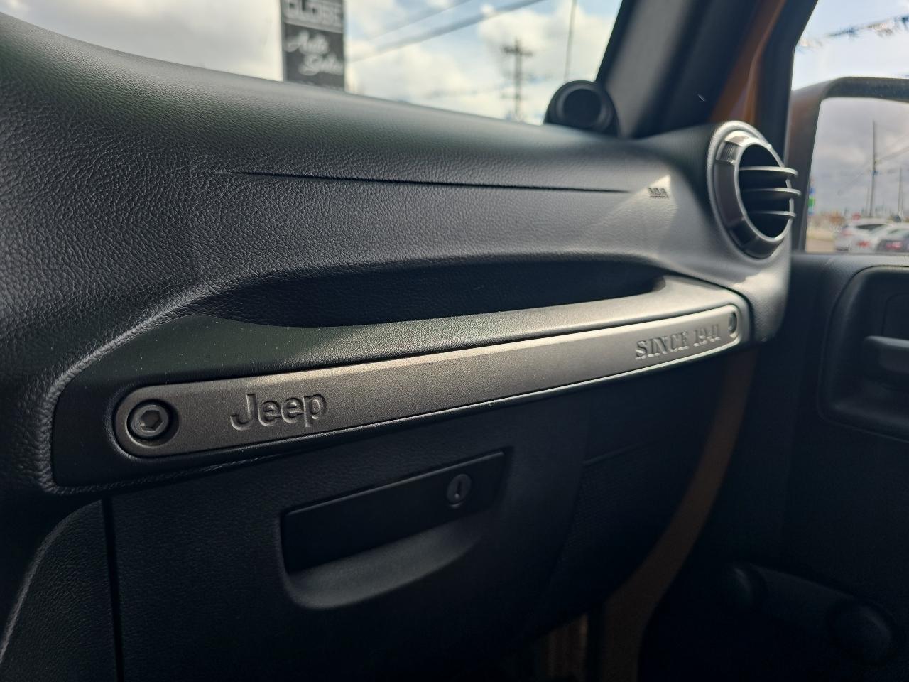 Jeep Wrangler Sport 2014