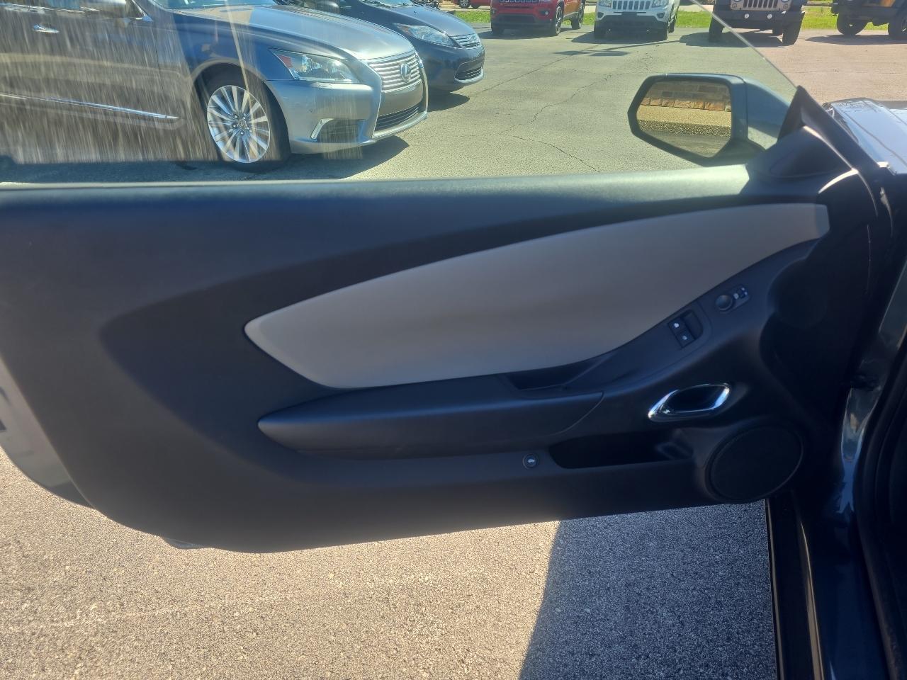 Chevrolet Camaro LS 2011