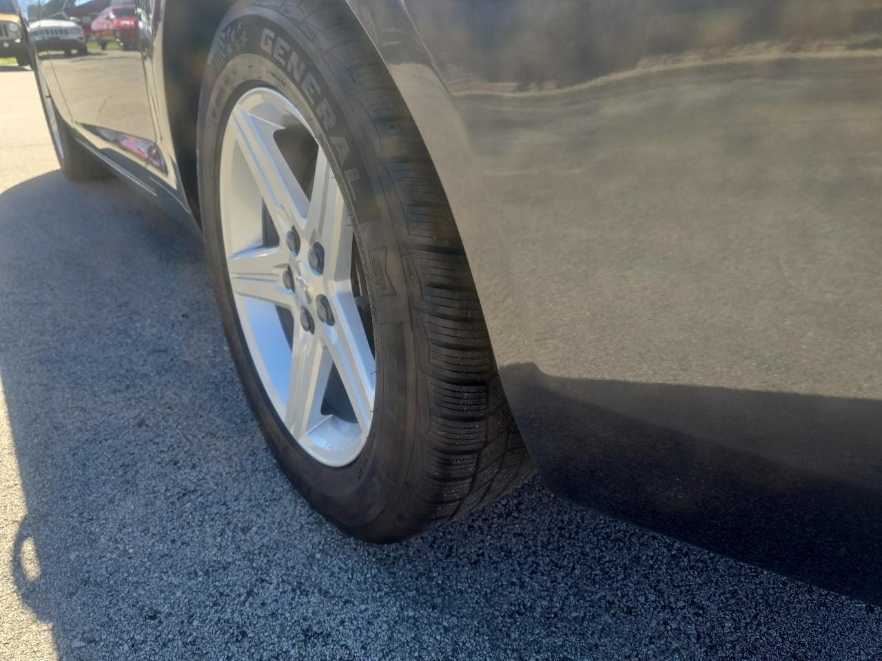 Chevrolet Camaro LS 2011