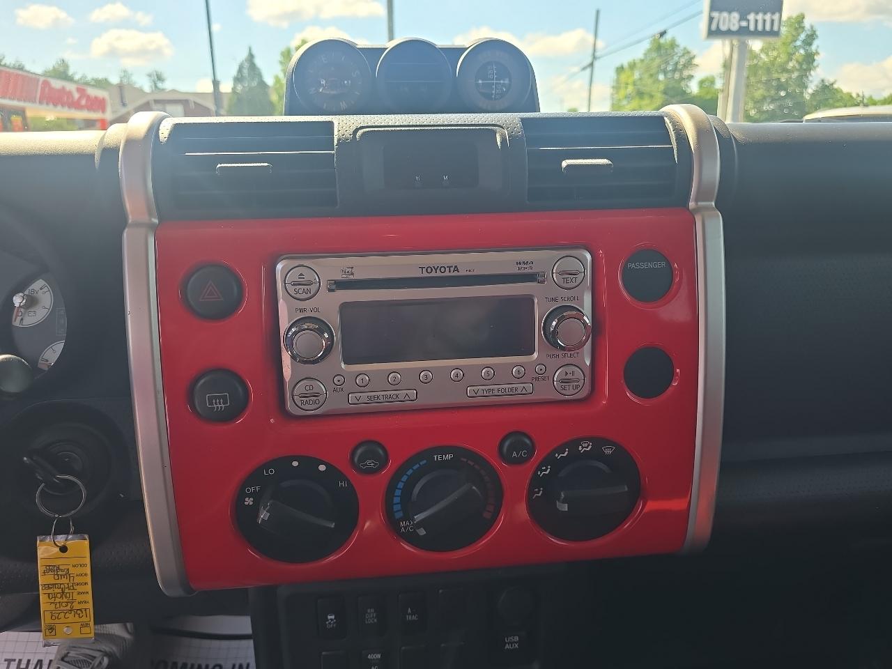 Toyota FJ Cruiser 4WD 2012