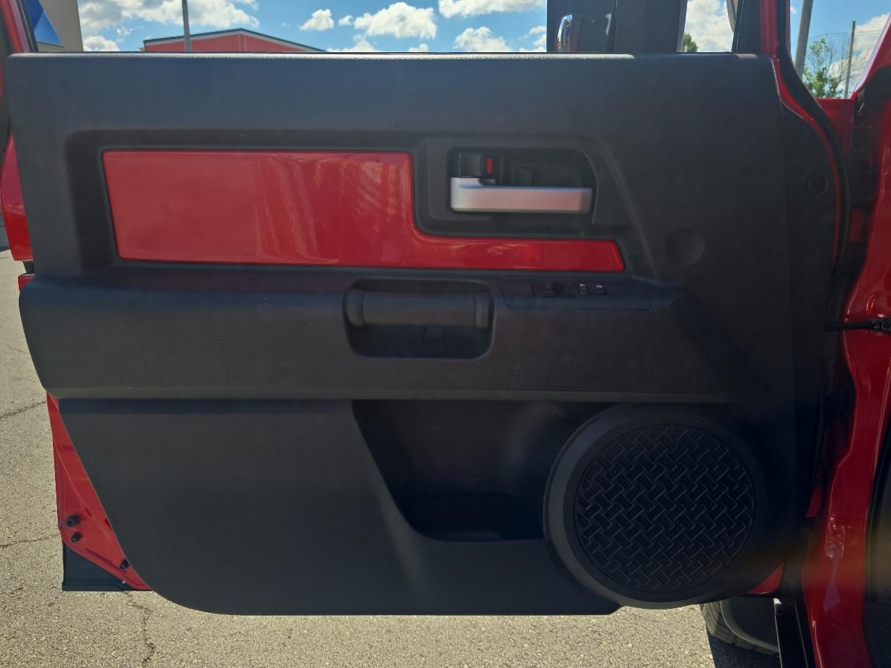 Toyota FJ Cruiser 4WD 2012