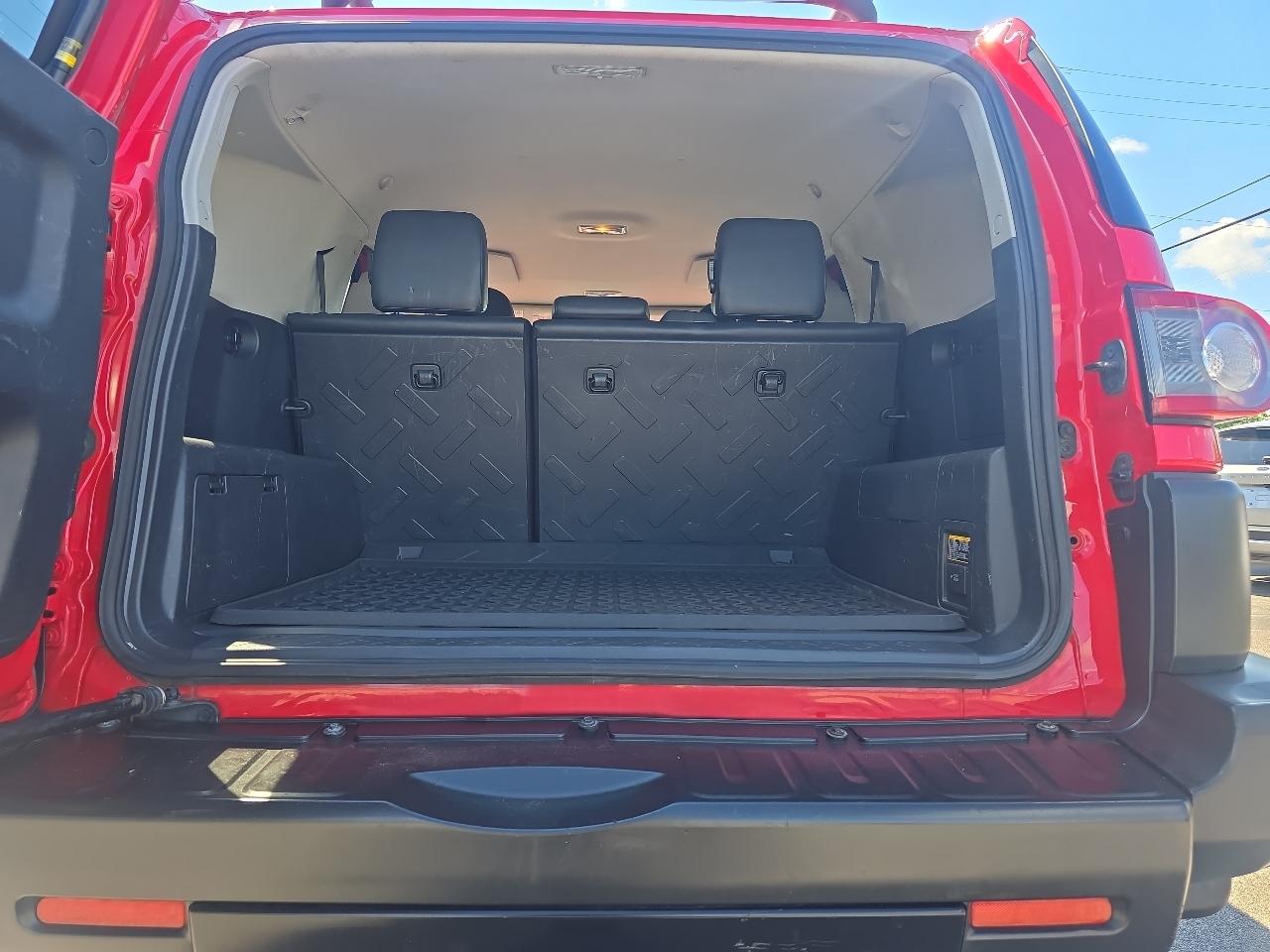Toyota FJ Cruiser 4WD 2012