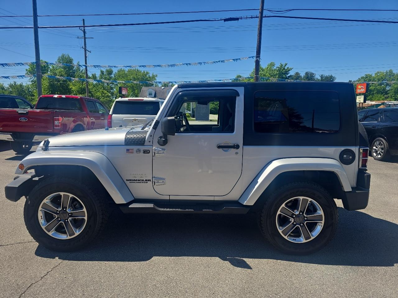 Jeep Wrangler Sahara 2010