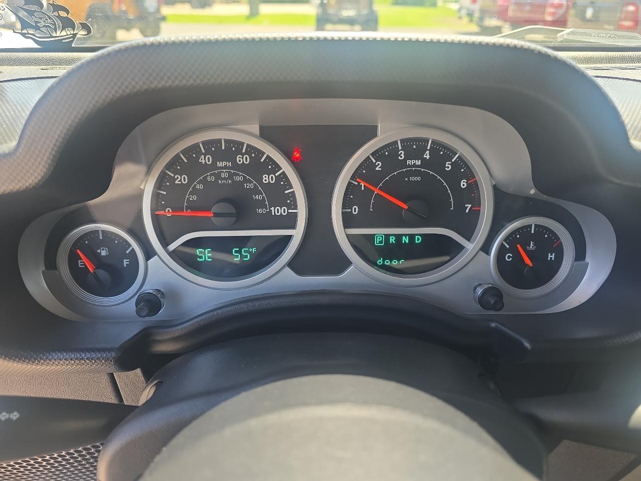 Jeep Wrangler Sahara 2010