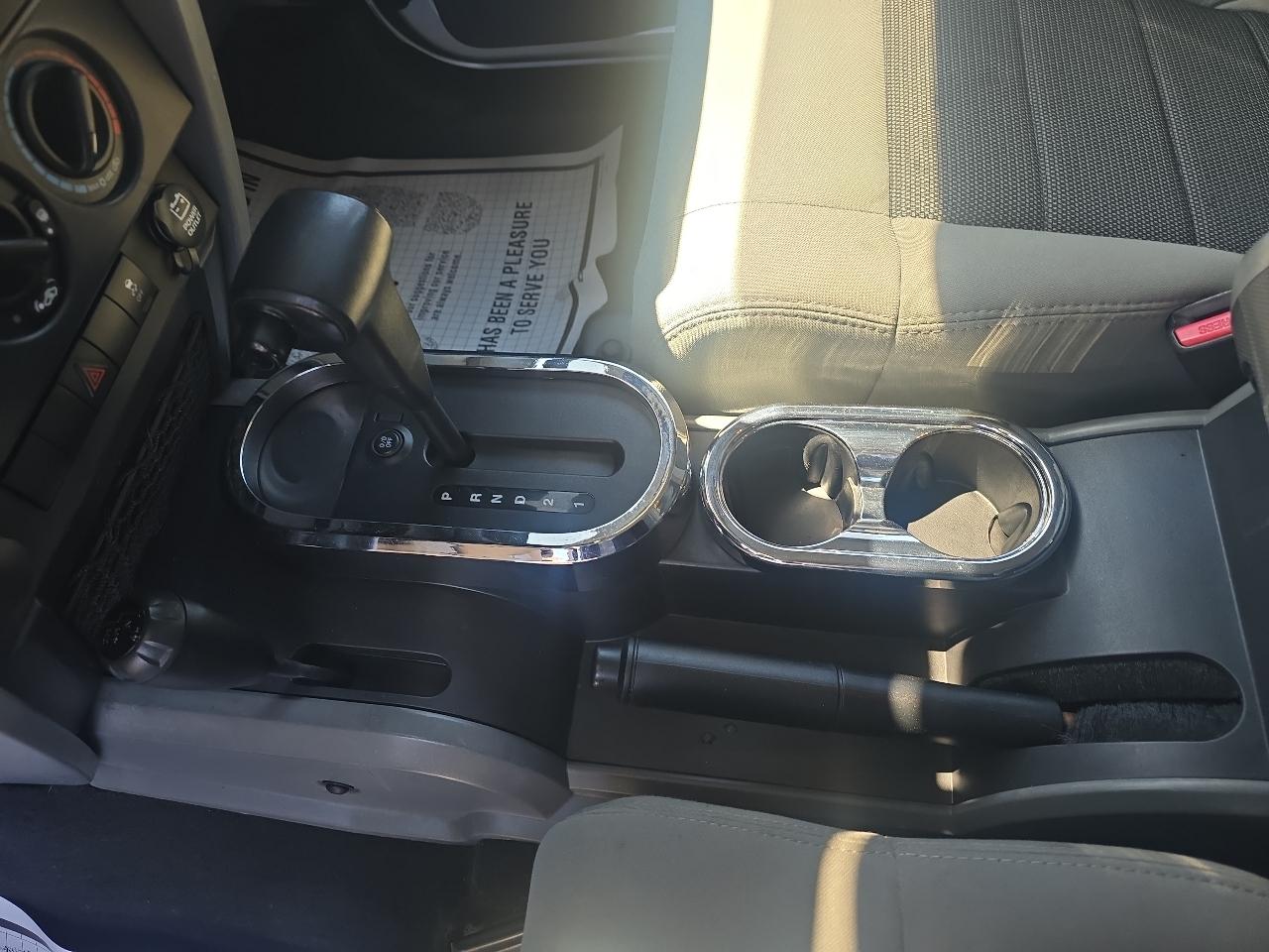 Jeep Wrangler Sahara 2010