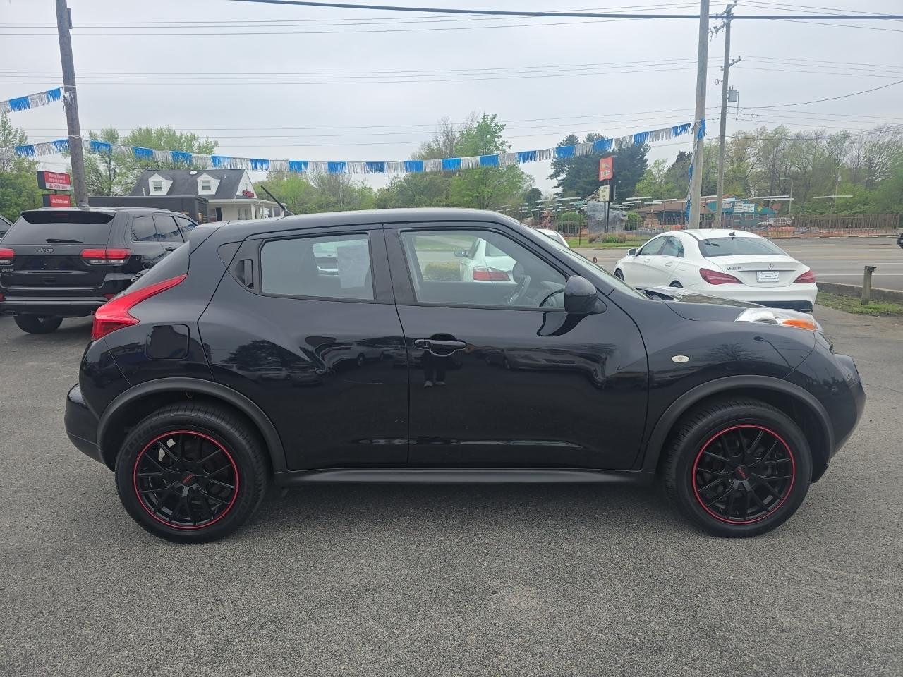 Nissan Juke  2011